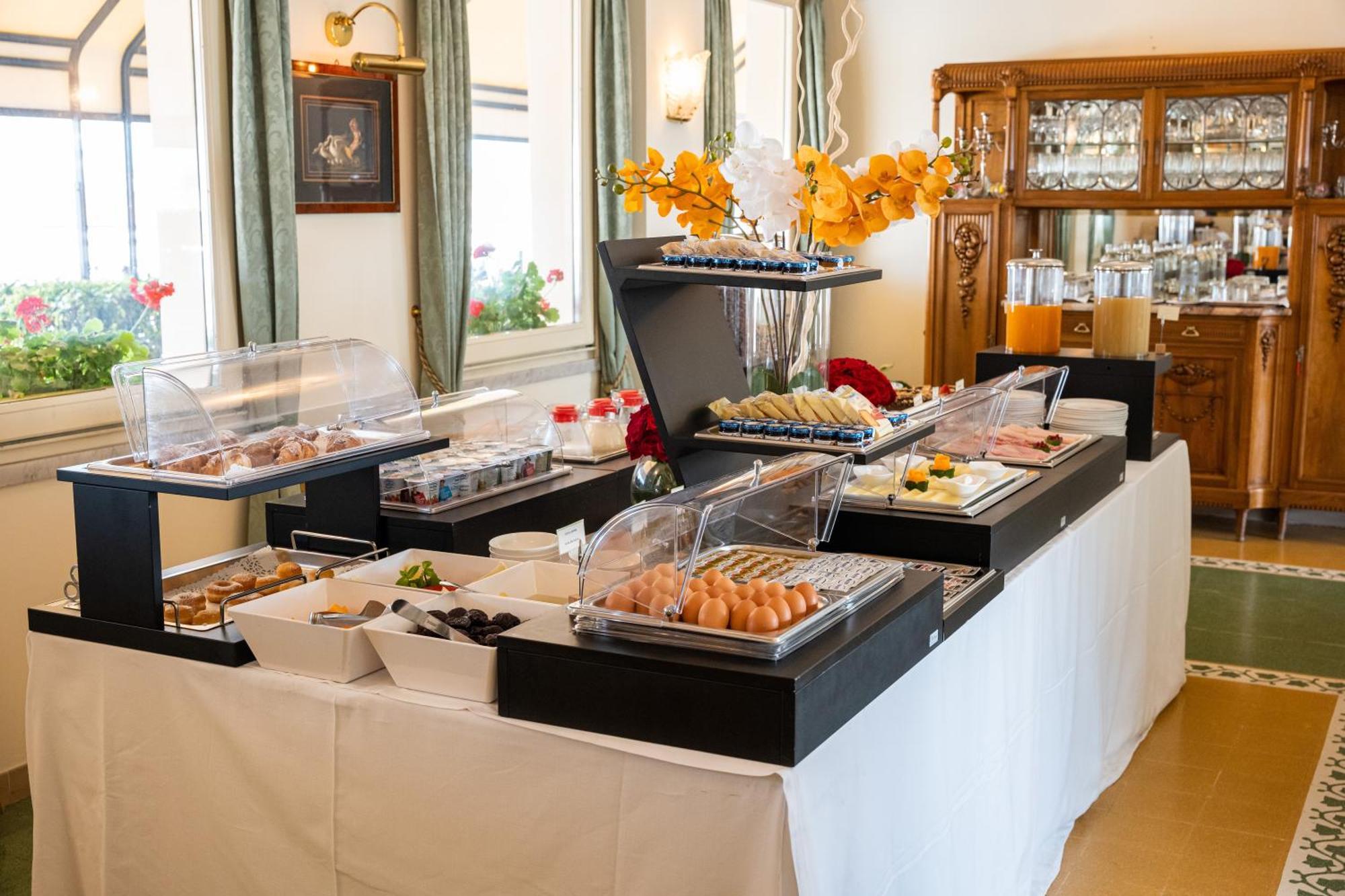 Hotel Mecenate Palace Roma